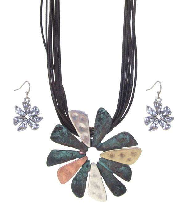 VINTAGE METAL FLOWER PENDANT AND MULTI CORD NECKLACE SET