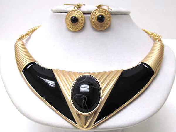 Metal epoxy half arrowhead line and center oval acryl stone chain necklace earring set