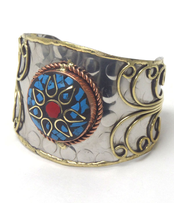 Handmade metal art turquoise bangle bracelet - 100% brass