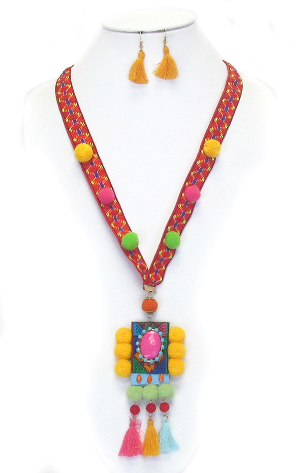 POM POM PARADE POM POM TASSEL LONG NECKLACE SET