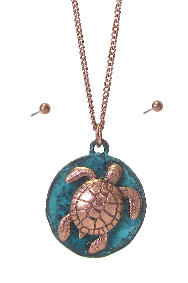 VINTAGE METAL DISC PENDANT NECKLACE - TURTLE