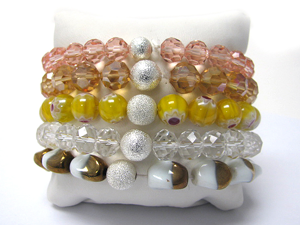 MULTI STONE BALL LINK STRETCH BRACELET