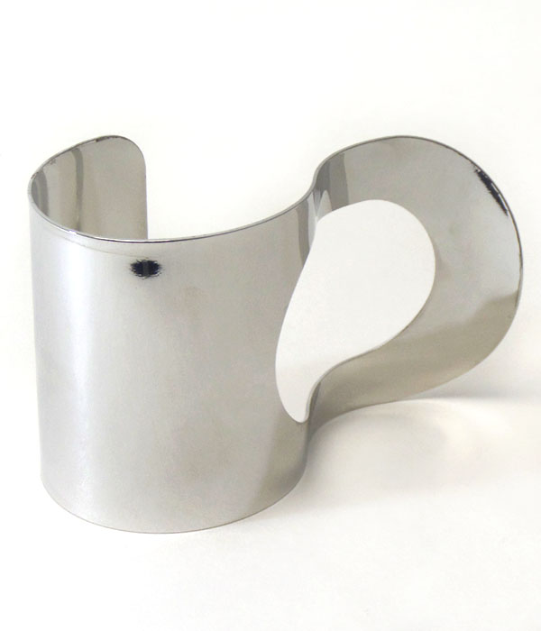 Architectural design curve out metal bangle bracelet