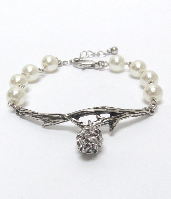 Wood theme vintage metal art style pearl stretch bracelet