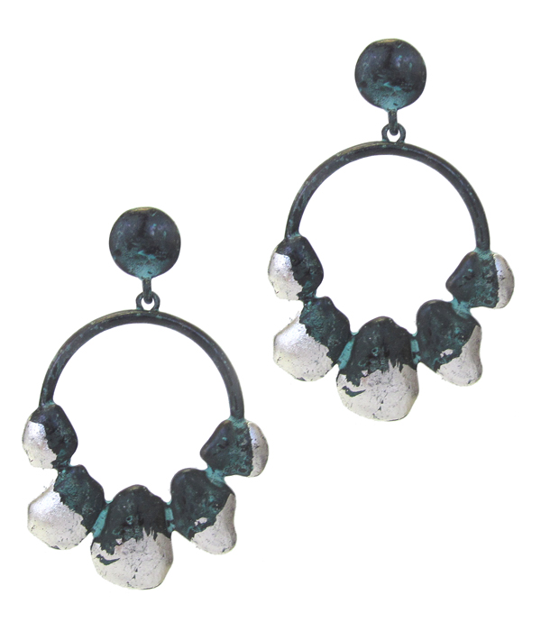 SILVER FLAKES ON GREEN PATINA METAL EARRING