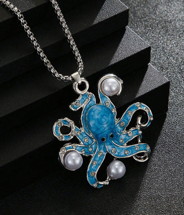 Sealife theme epoxy octopus necklace