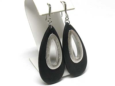 Scratch metal and wood drop earring - brass metal
