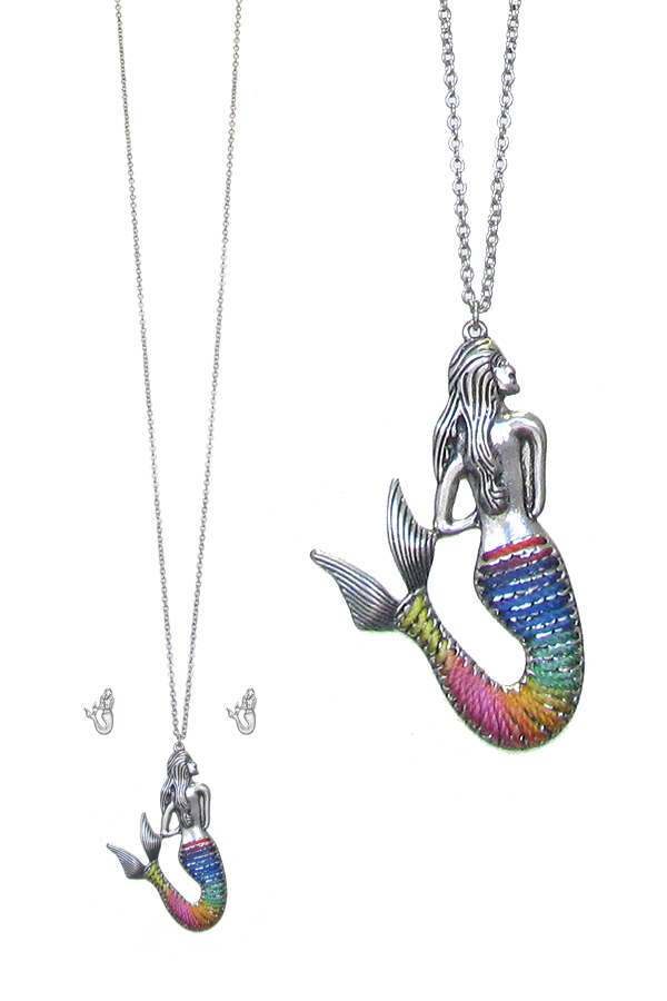 STITCH MERMAID PENDANT NECKLACE