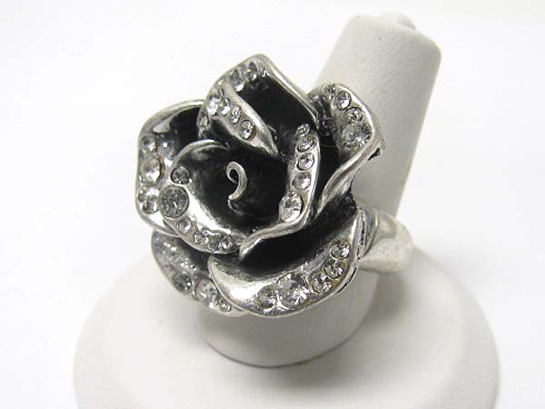 Crystal stud stretch ring