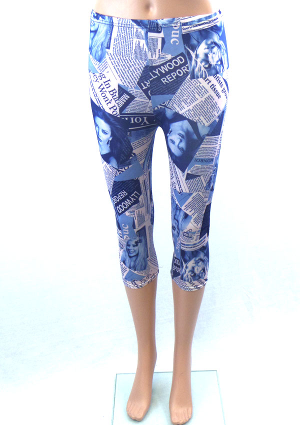 Magazine print elastic capri leggings