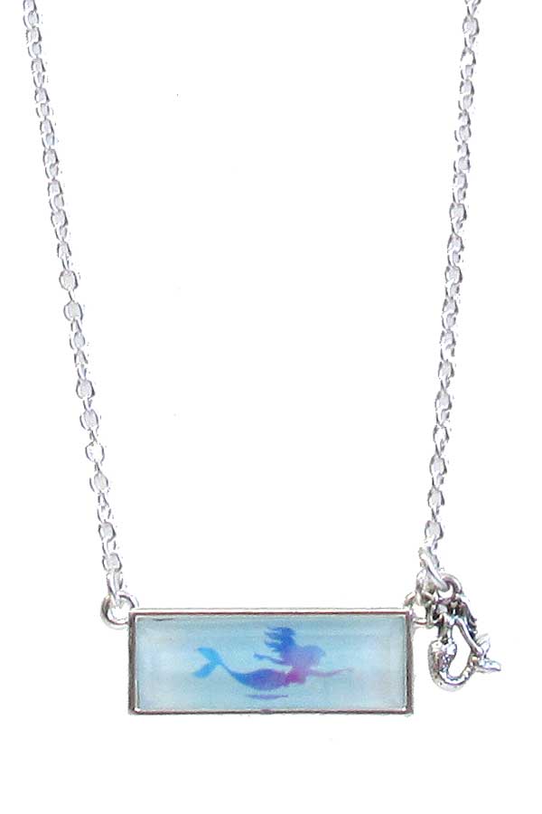 SEALIFE THEME FACET PENDANT NECKLACE - MERMAID