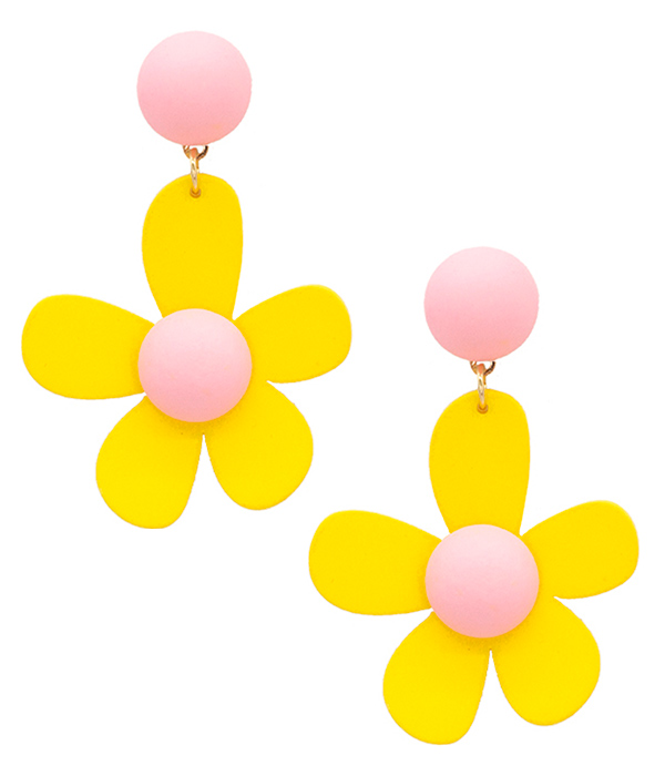 Acrylic daisy flower earring