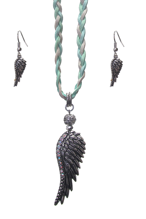 WESTERN STYLE ANGEL WING TOGGLE BRAIDED SUEDE NECKLACE SET