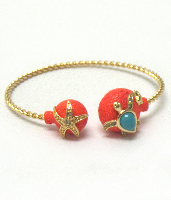 Crystal starfish and turtle ball and twist wire bracelet