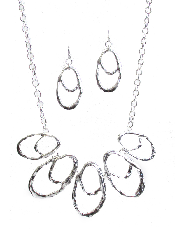 OVAL METAL LINK NECKLACE SET