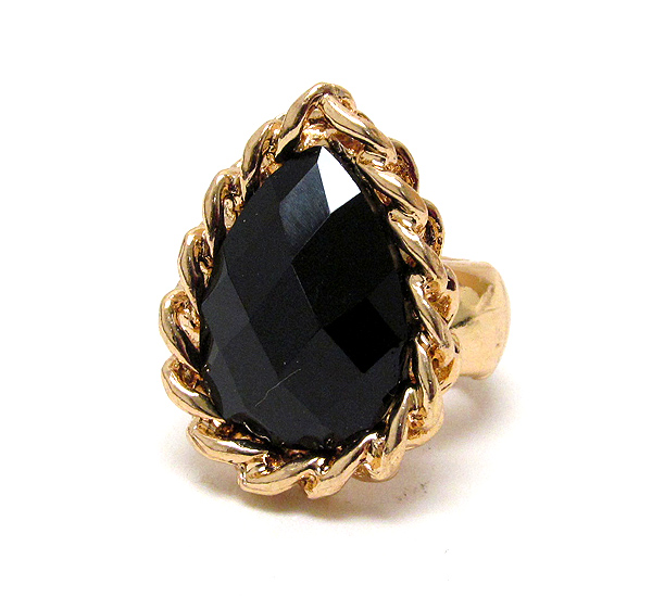 Metal twist chain and center tear drop glass stretch ring