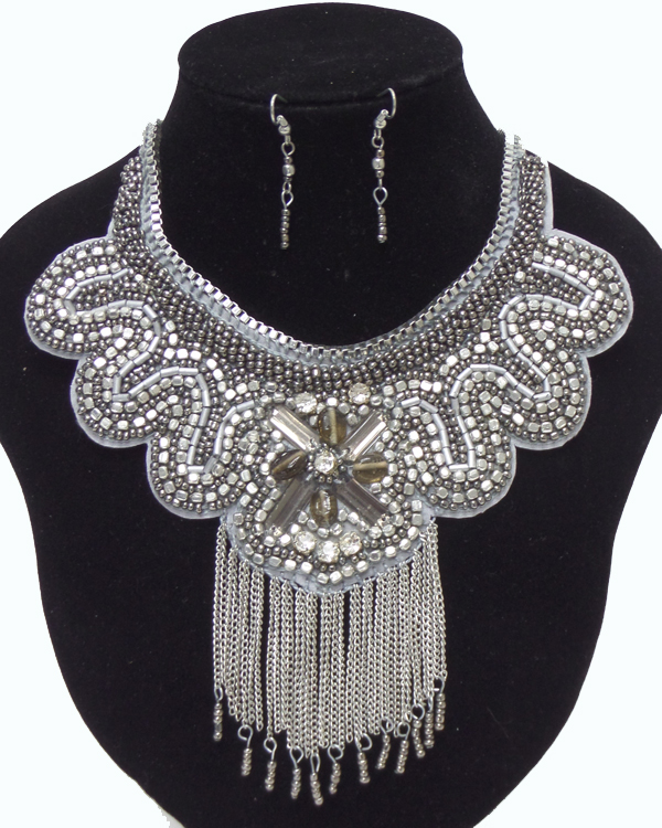 Multi seedbeads bib with chain drop necklace set