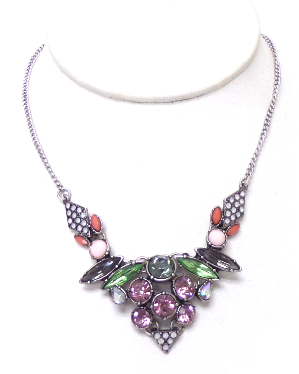 Triangle pendant with multi crystals necklace set 