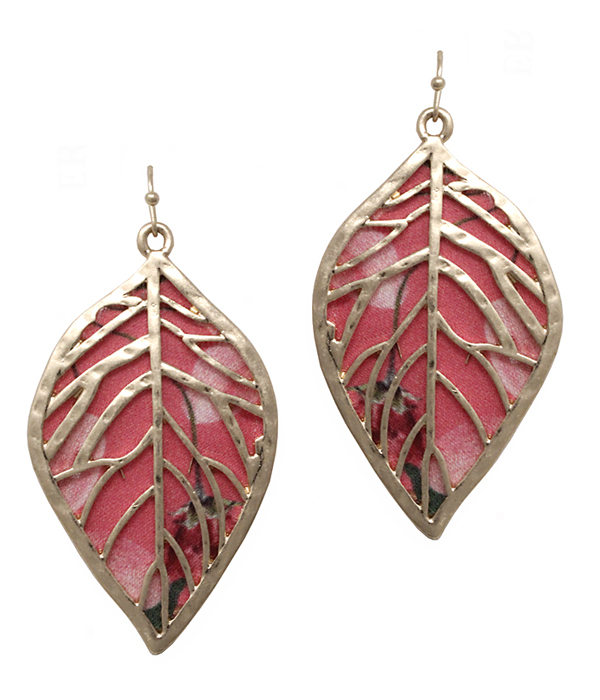 Metal filigree and printed fabric leaf earring