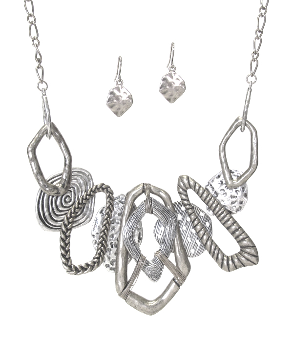 Multi shape metal disc link necklace set