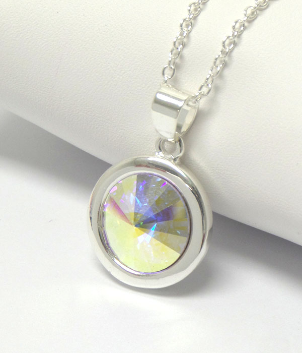 Facet swarovski stone pendant necklace - made in usa