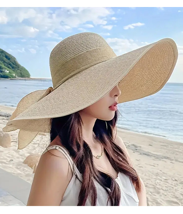 Extra large brim straw sun hat