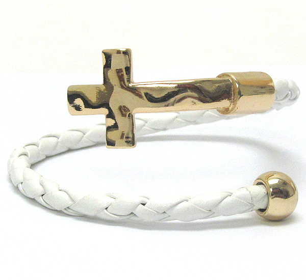 Hammered cross tip and braid wire band adjustable bracelet