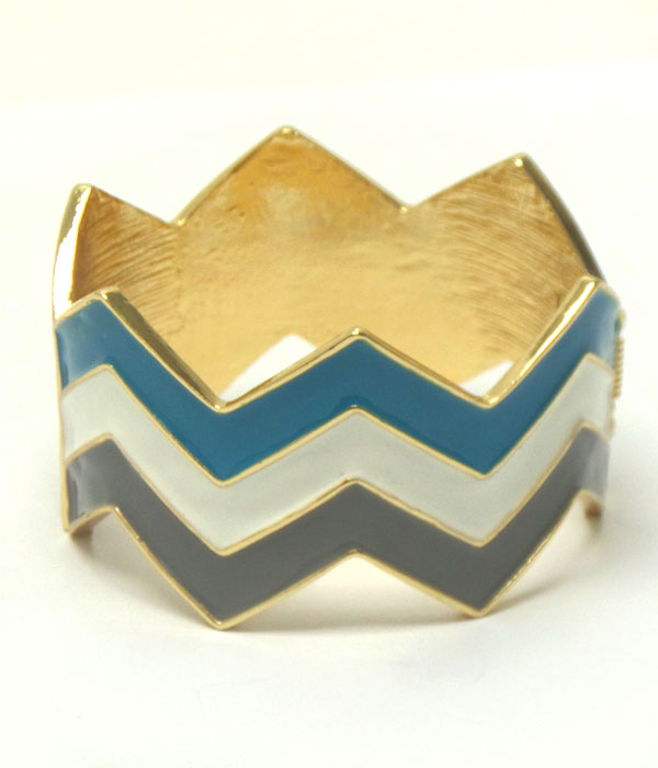 Epoxy chevron pattern hinge bangle bracelet