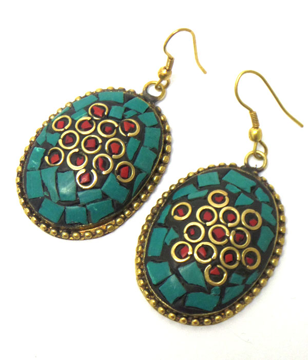 Handmade turquoise and wireart earring