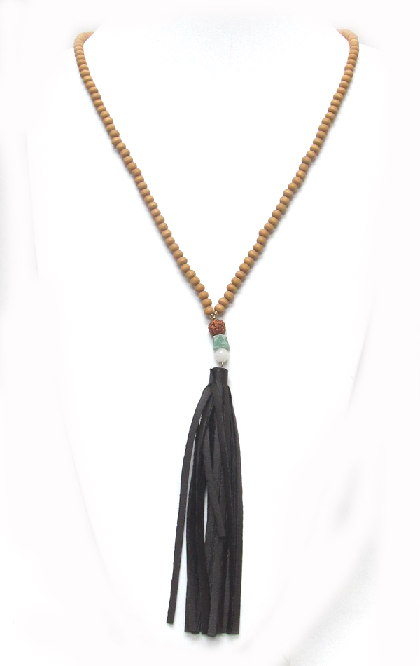 WOOD TYPE BEADS WITH TASSEL DROP NECKLACE 