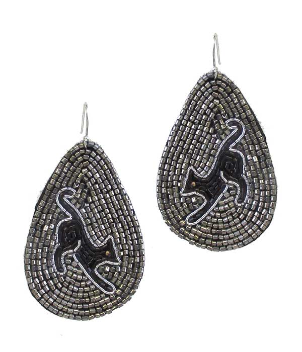 Handmade seedbead teardrop earring - cat