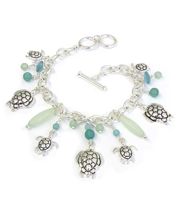 SEALIFE THEME MULTI CHARM TOGGLE BRACELET - TURTLE