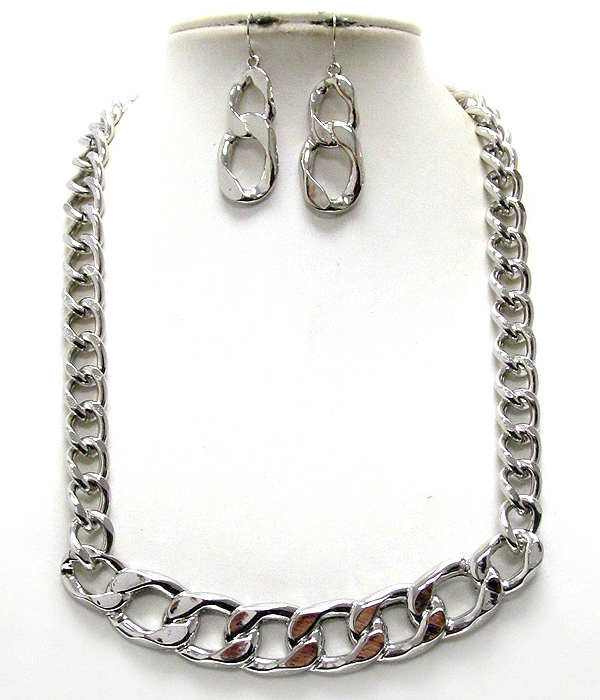 CURVED THICK CHAIN PENDANT NECKLACE EARRING SET
