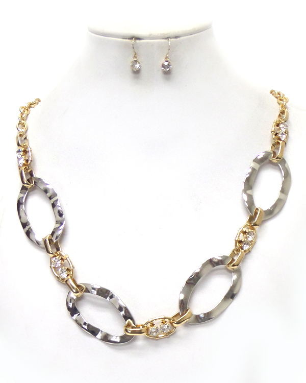 Crystal and hammered oval ring link necklace set