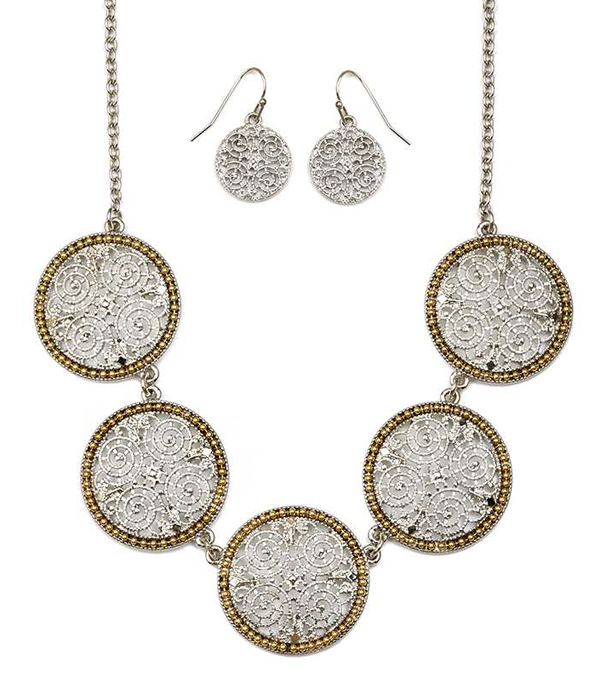 Metal filigree disk link necklace set