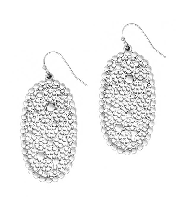 TEXTURED METAL OVAL EARRING