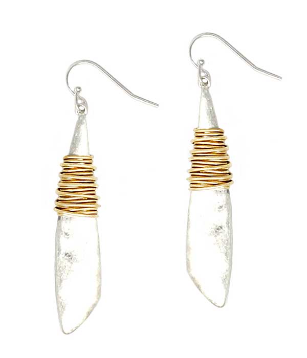 WIRE WRAP METAL BAR EARRING