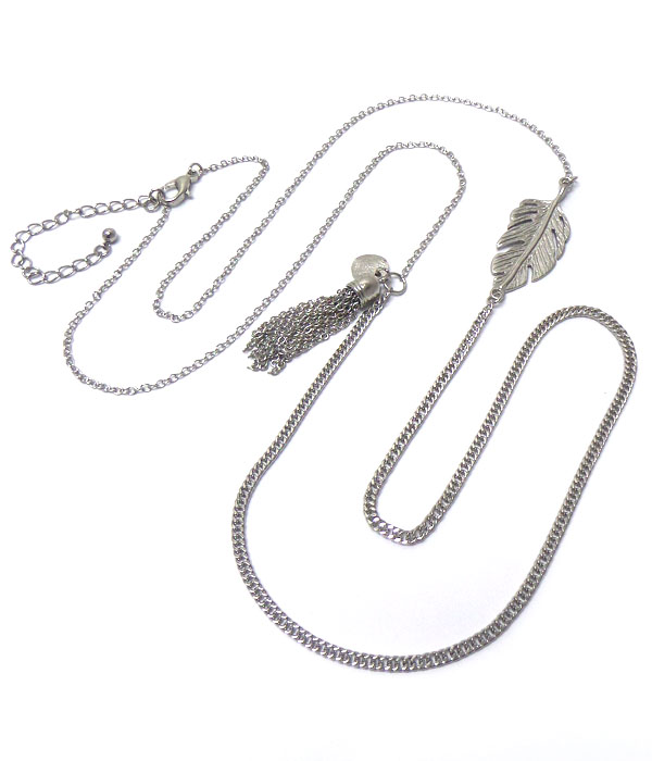 METAL LEAF AND CHAIN TASSEL LONG NECKLACE