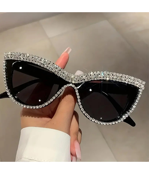 RHINESTONE CAT EYE SUNGLASSES