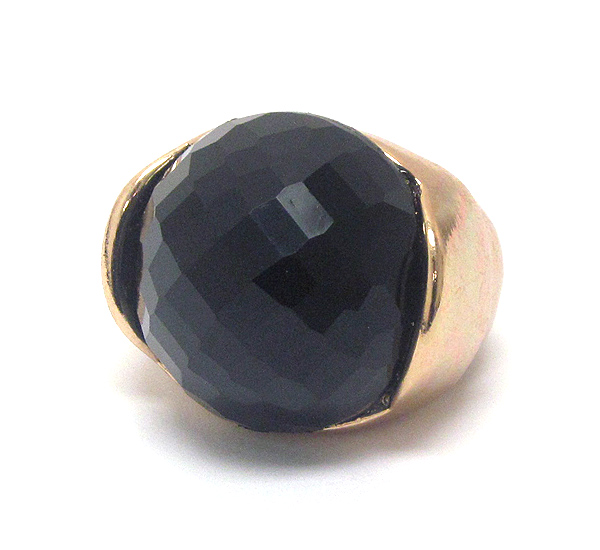 Facet acrylic dome stone stretch ring