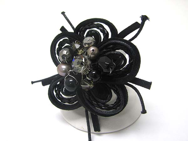 Multi beads deco fabric and suede flower stretch ring