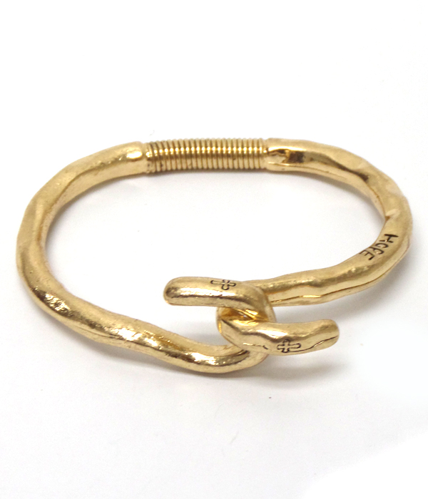 Handmade metal flexible spring back hook bracelet - hope