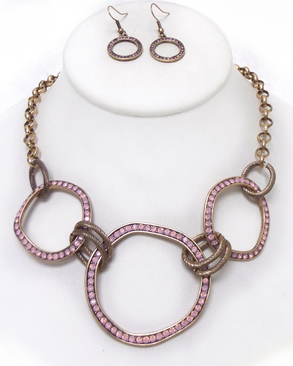 4 large cirlce links with crystal chain necklace set