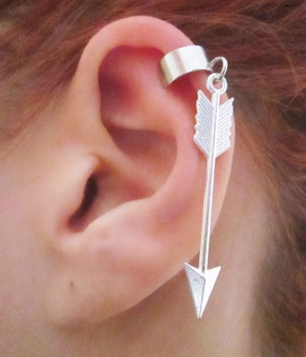 Arrow dangle ear clip