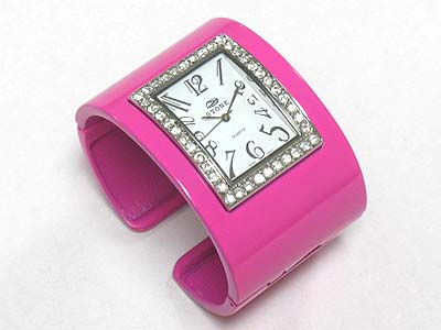 Crystal frame enamel metal fashion wide bangle watch