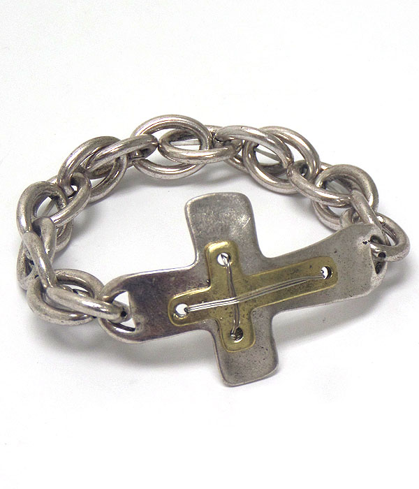 Hammered and wired cross stretch chain bracelet