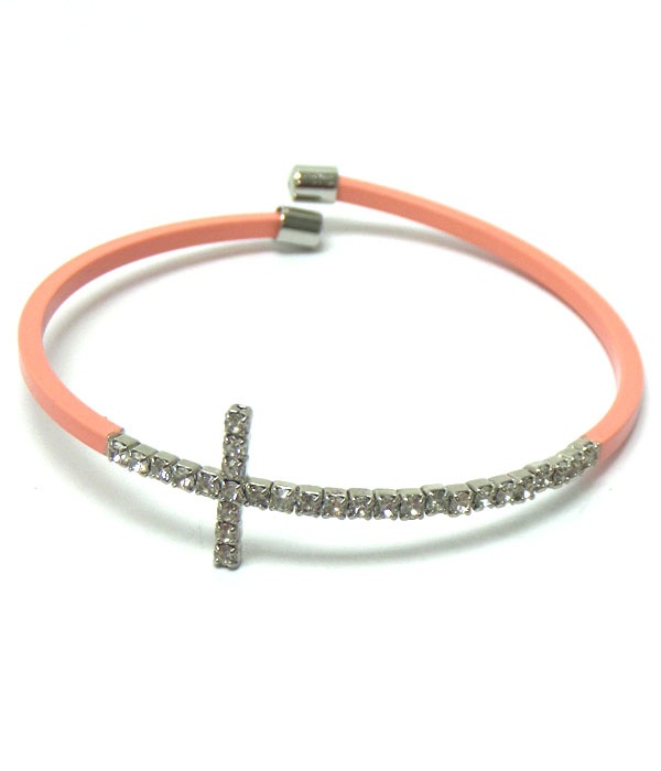 CRYSTAL CROSS AND FLEXIBLE BAND BRACELET