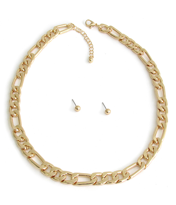 Simple metal chain necklace