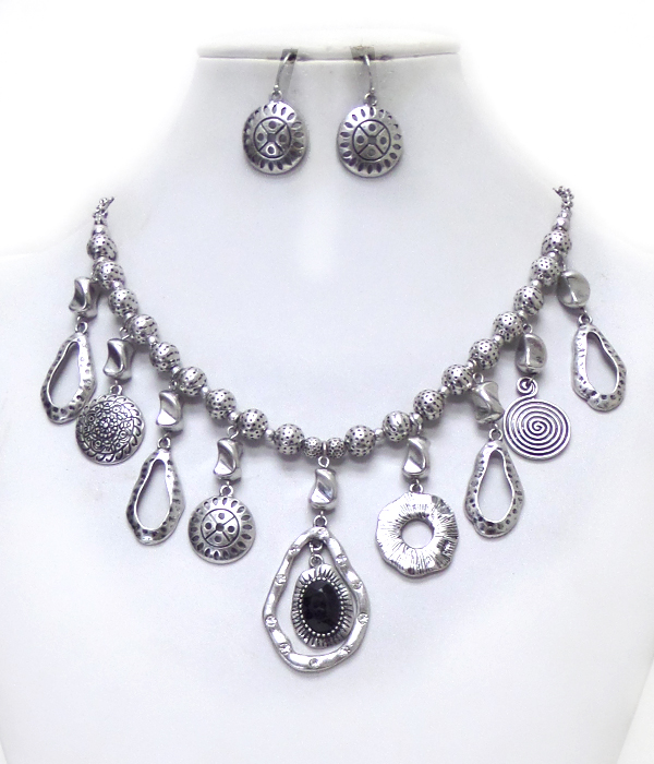 Multi metal charm beads neacklace set 