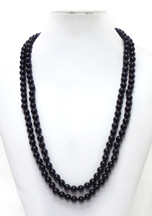 Two layer pearl necklace
